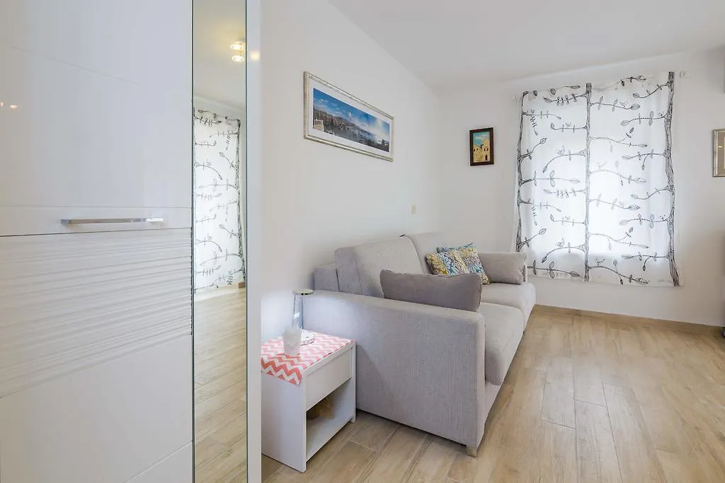 Phoenix Studio Apartment Split Croatia